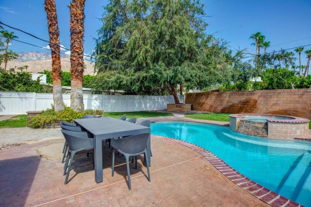 Close To Downtown Ps - Hike, Bike, Swim, Relax Palm Springs Dış mekan fotoğraf